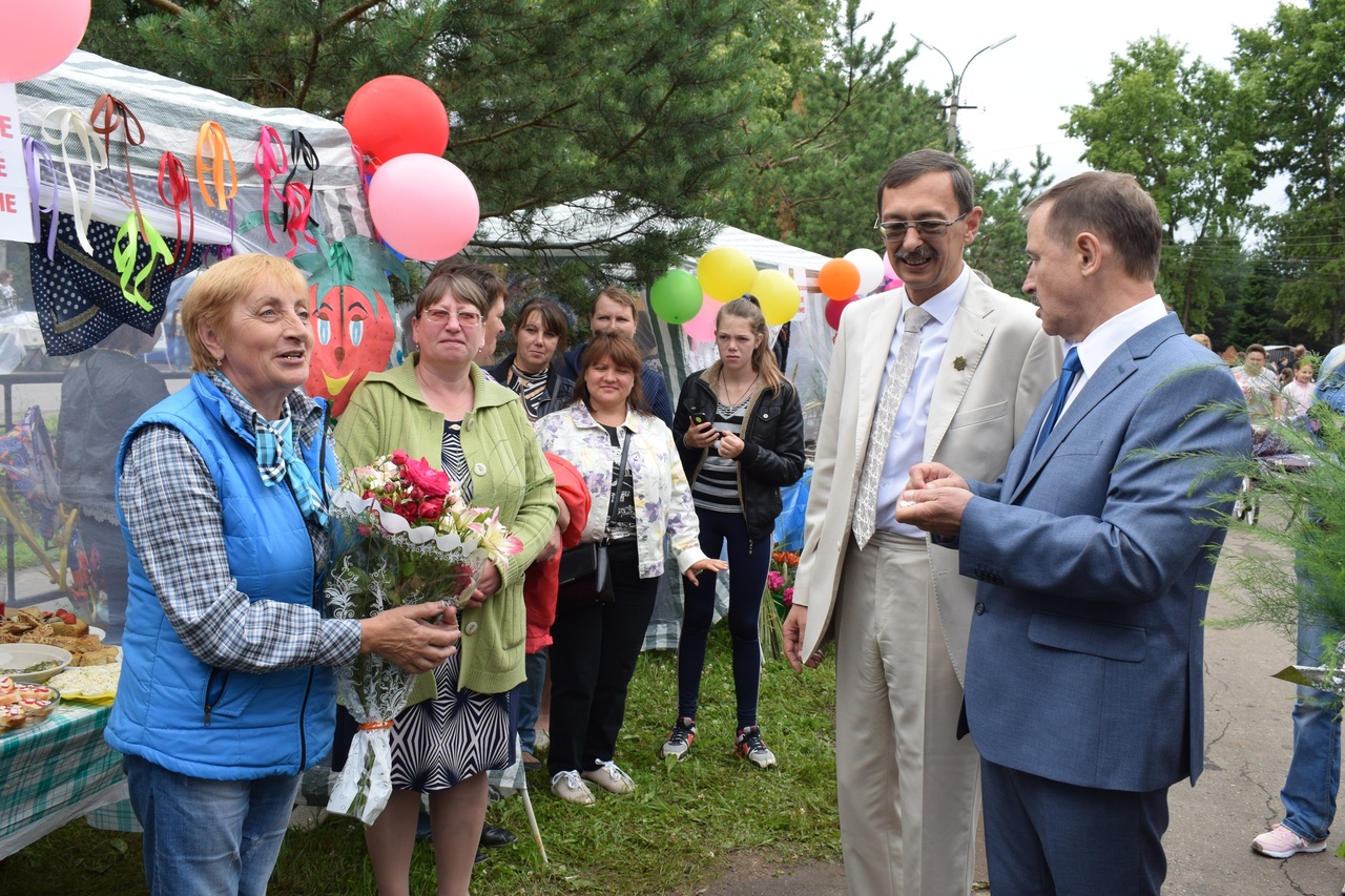 Оленино наш дом. Поселок Оленино. День Оленинского района. Оленинский район день района. Оленино день района.