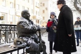 Жириновский предложил переименовать Трёхсвятскую в улицу имени Михаила Круга