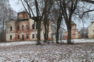 Памятники Верхневолжья: разруха начинается в головах