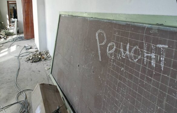 В Конаковском районе чиновник получил взятку за недоделанный ремонт школы