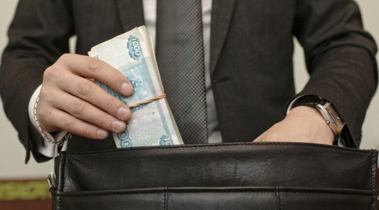 Калининский район: минус семь сельских депутатов