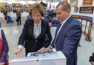 "Торжокские золотошвеи" представили Тверскую область на выставке «Уникальная Россия»