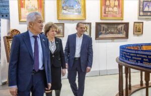 "Торжокские золотошвеи" представили Тверскую область на выставке «Уникальная Россия»