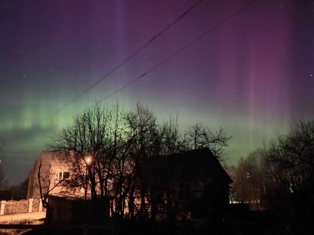 Жители Тверской области наблюдали северное сияние: это знак или игры природы?