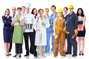 Сколько жителей Тверской области работают по специальности