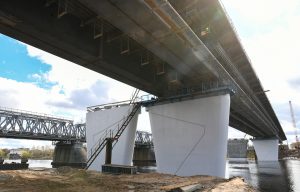 Игорь Руденя проверил строительство Западного моста