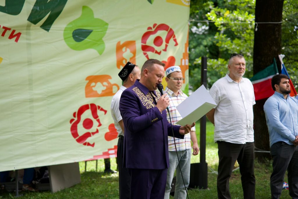 Сергей Рогозин поздравил участников праздника Сабантуй в Твери
