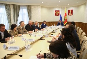 Губернаторская повестка: медицина, экология, ЖКХ