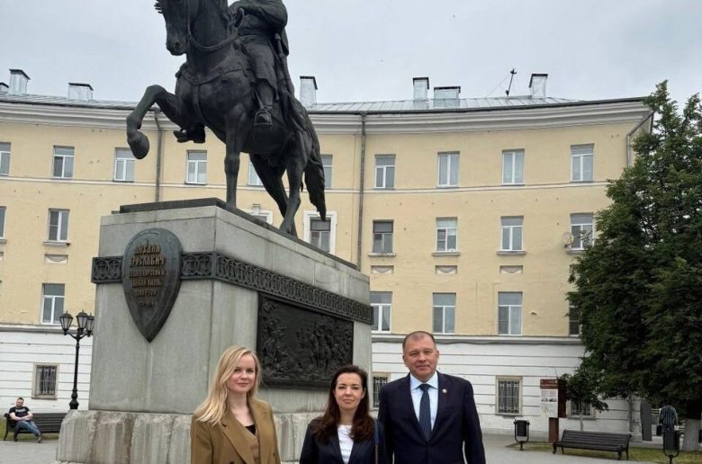 Высокопоставленный десант ЛДПР высадился в Твери