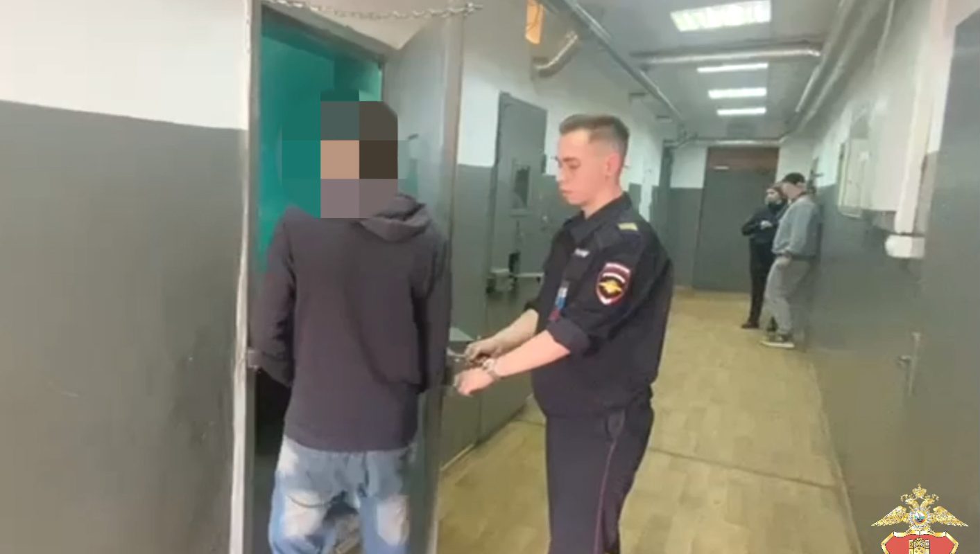 Задержан дебошир-«мафиози», устроивший скандал в автобусе