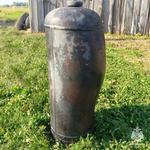 Пожарные предотвратили взрыв газовых баллонов при пожаре