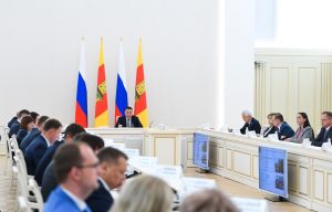Губернаторская повестка: подготовка к новому учебному году