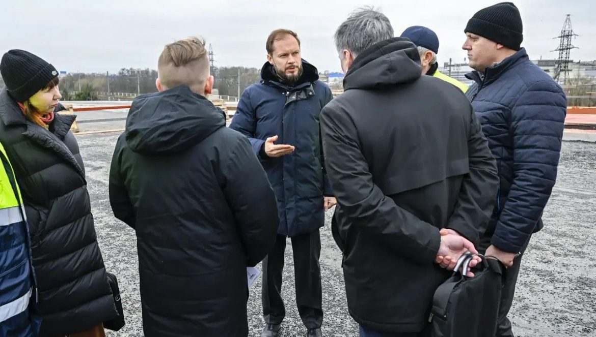 Всё под контролем: Западный мост сдадут досрочно?