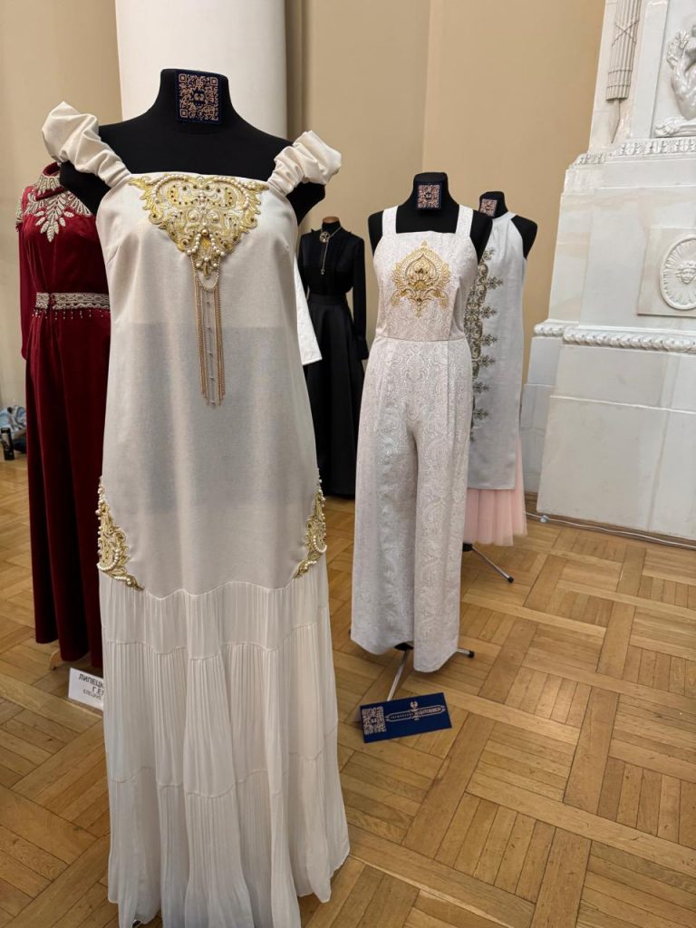 «Торжокские золотошвеи» в Таврическом дворце