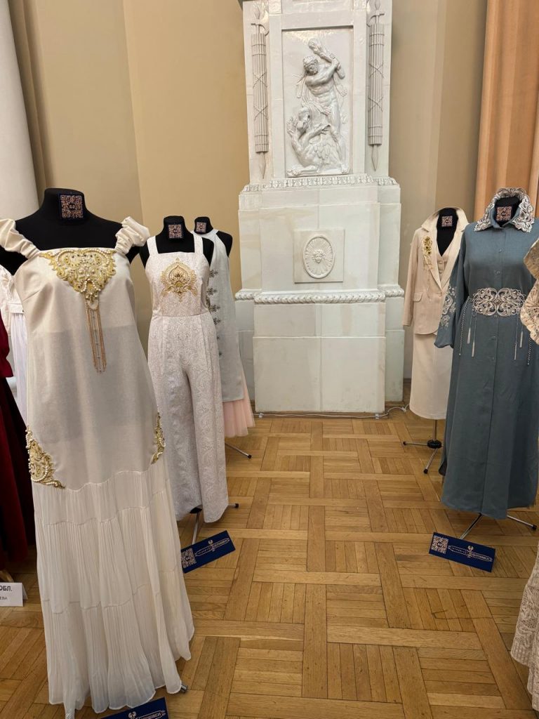 «Торжокские золотошвеи» в Таврическом дворце