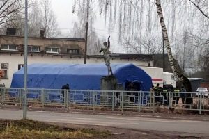 Кто о чём, а Торопец о бане: её строят всем миром