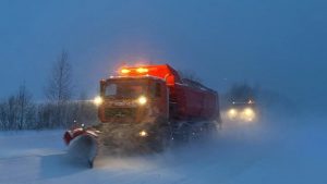 На очистку дорог Верхневолжья вышло более 30 единиц техники