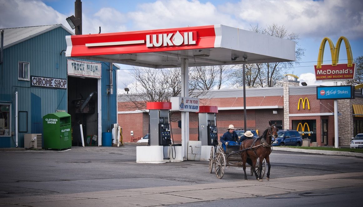 Догоним и перегоним Америку: Тверская область по ценам на бензин уже!