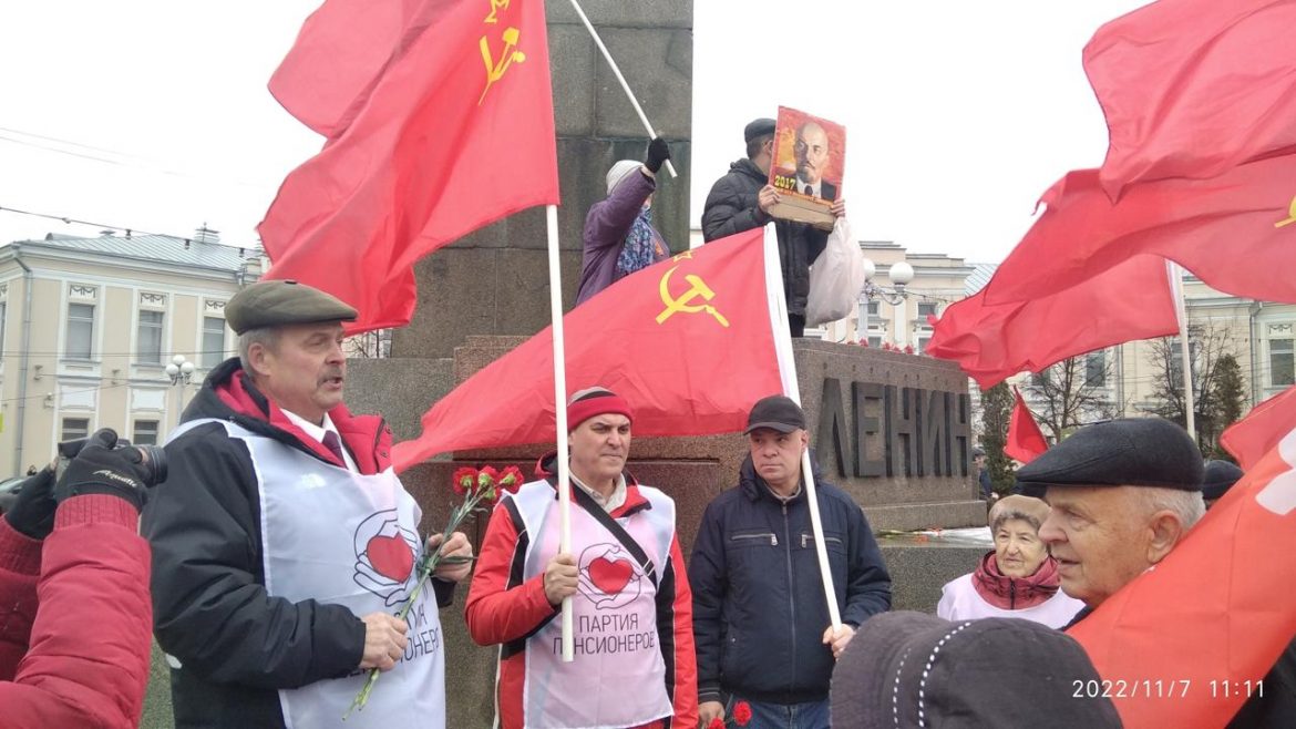 Тверские пенсионеры идут на баррикады