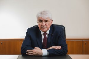 Новости от справедливороссов: осенняя индексация пенсий и торопецкий ревизор