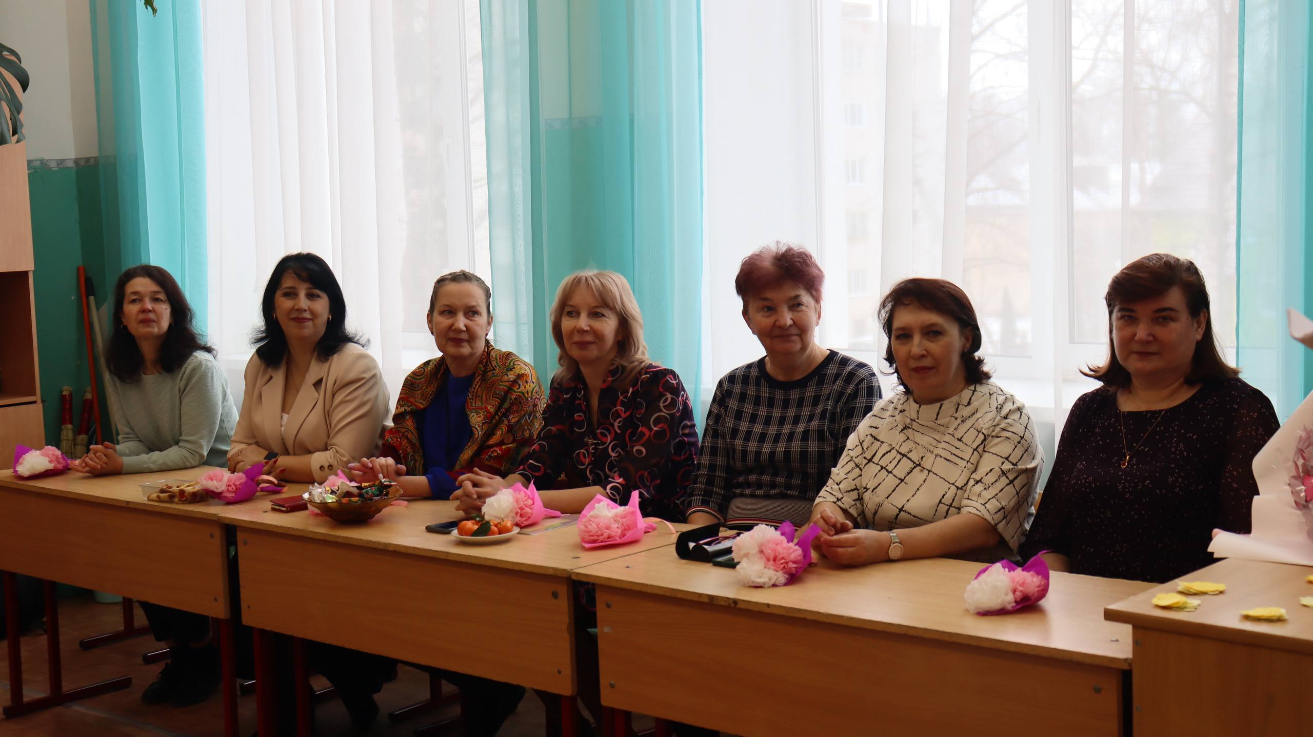 Кирилл Николаев поздравил коллективы Бежецка с 8 Марта