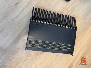 В Твери пресекли работу подпольного узла связи