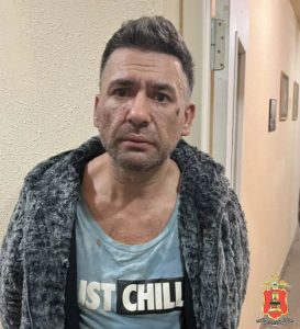 В Твери полицейские нашли у мужчины дома 11 кустов конопли