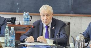 Система Сергея Миронова "приехал, поработал, попрощался" уже работает