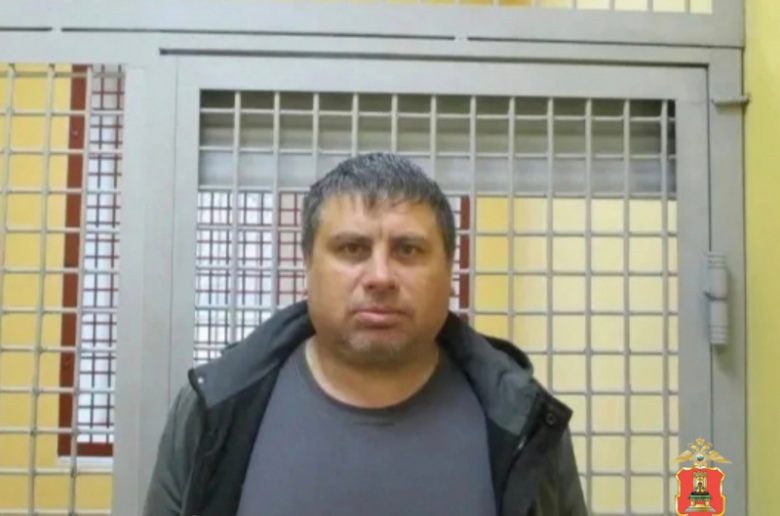 Грабитель отобрал у 89-летнего пенсионера последние деньги