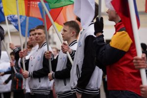 Более 300 студентов Тверского медуниверситета вышли на массовую зарядку