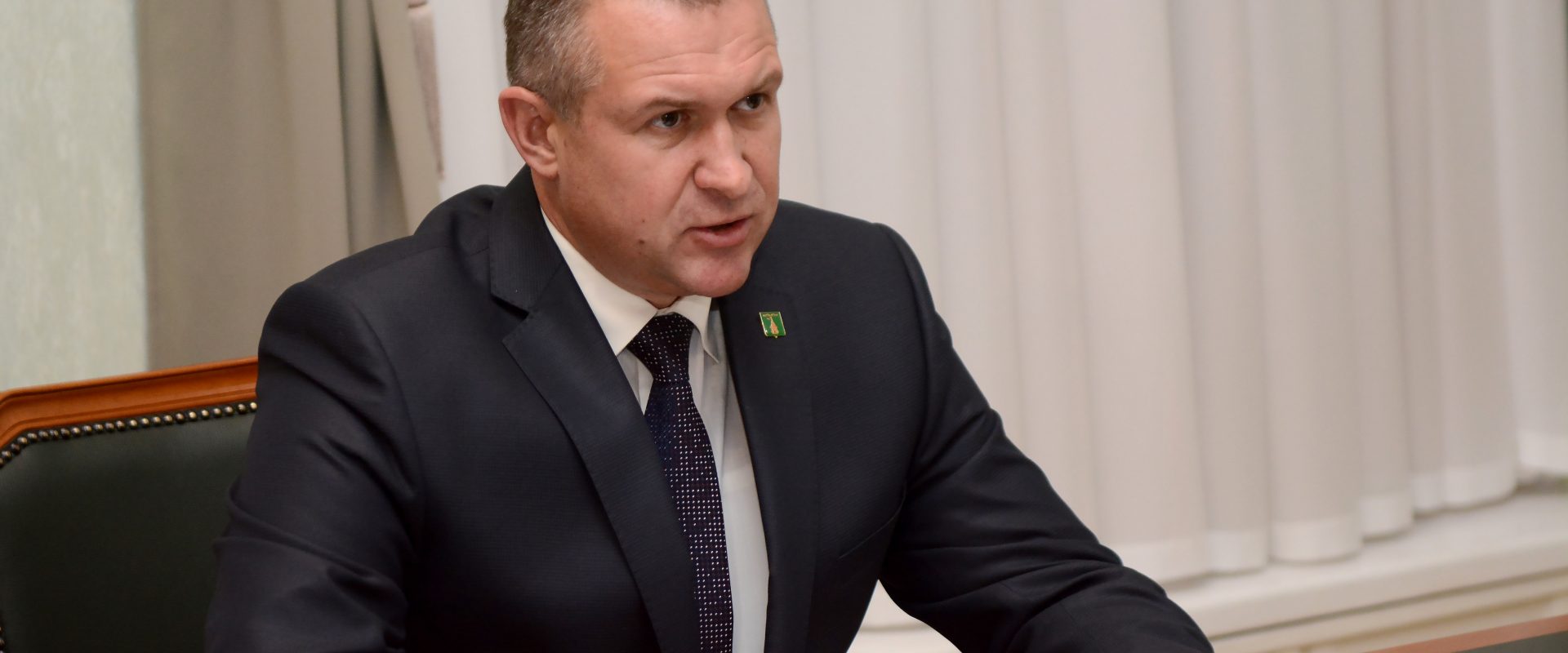 Глава Торопецкого округа в шаге от утраты доверия?