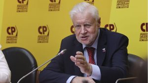Олигархи и коррупционеры - «новая нефть» России?