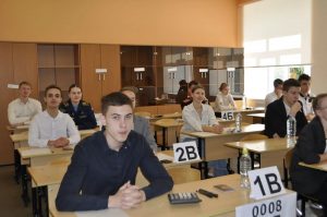 Пенсионеры требуют изменить систему аттестации школьников