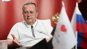 На съезде Партии пенсионеров звучал голос детей и внуков