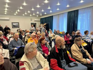 Алексей Чепа выслушал тверских пенсионеров